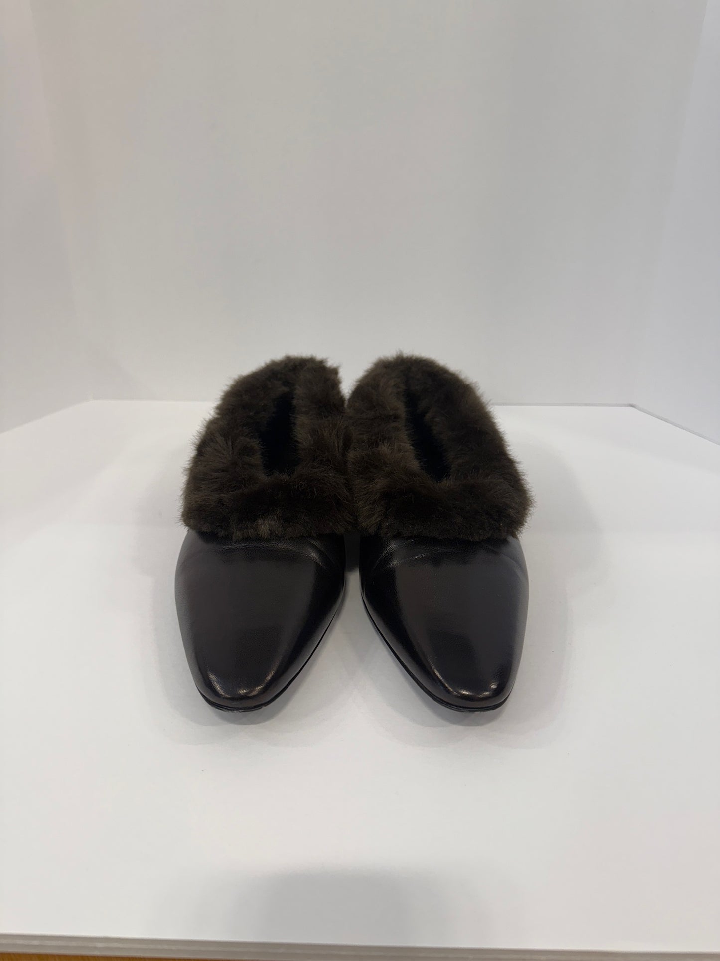 TOTEME  Faux Fur Trimmed Leather Flats/ US8.5-EU39