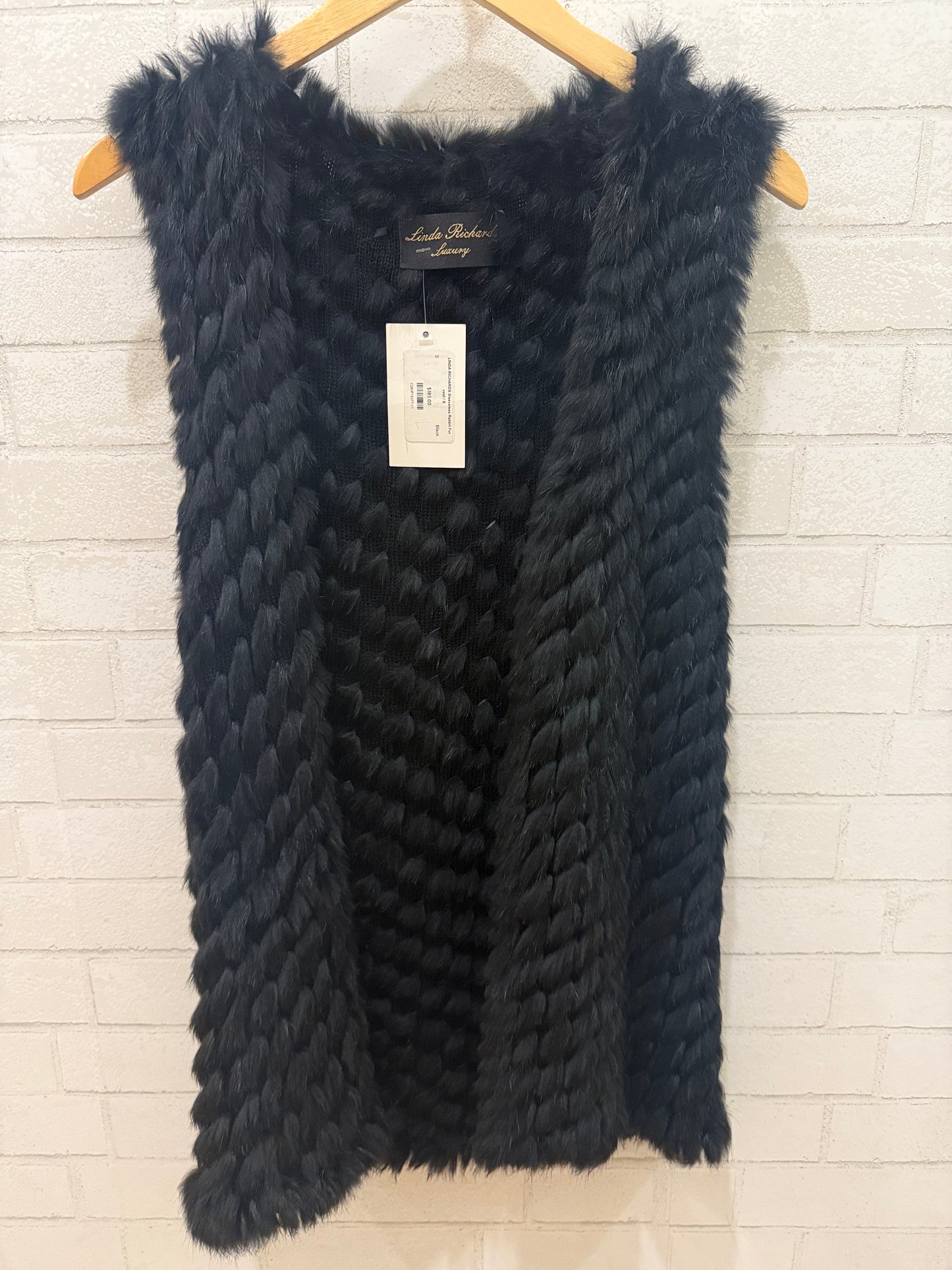 LINDA RICHARDS Sleeveless Rabbit Fur vest / S