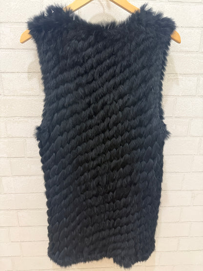 LINDA RICHARDS Sleeveless Rabbit Fur vest / S