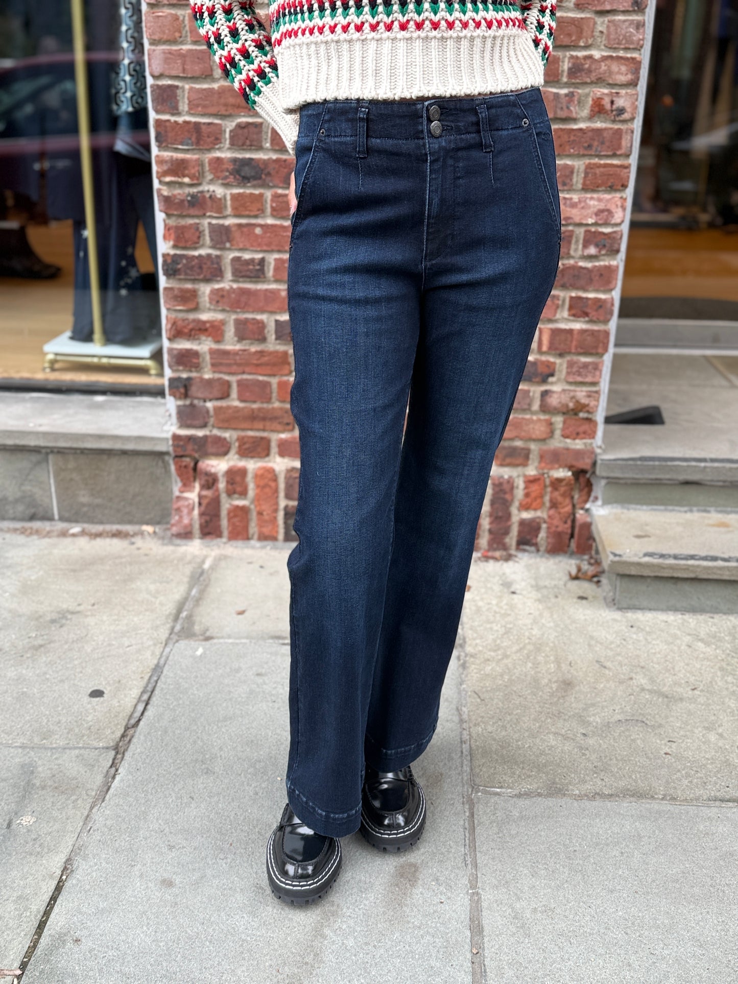 BLUE DAZE Large Denim/ US M-EU38