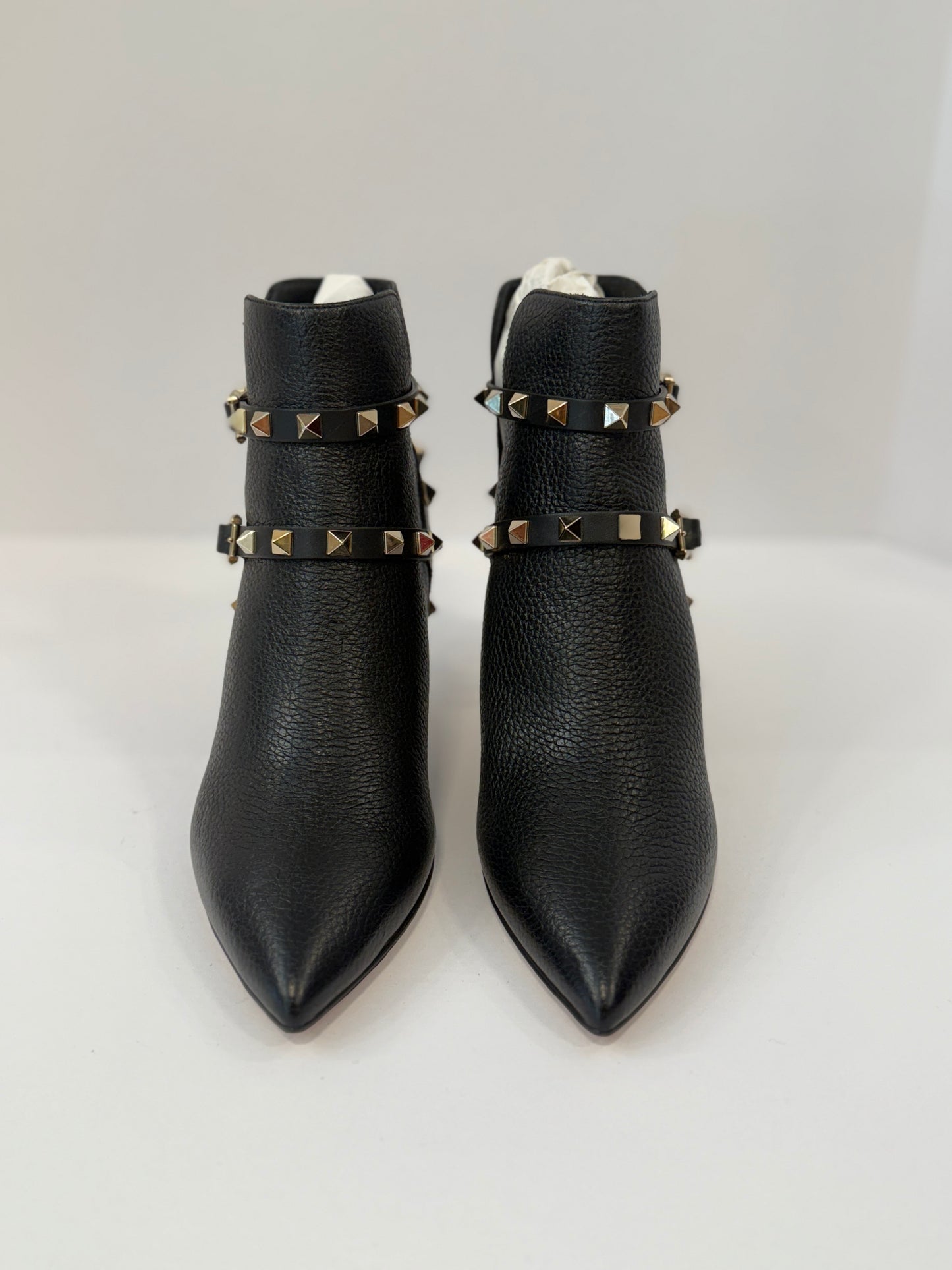 VALENTINO NWT Leather Rockstud Low Boots/ EU36-US6