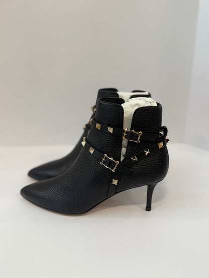 VALENTINO NWT Leather Rockstud Low Boots/ EU36-US6