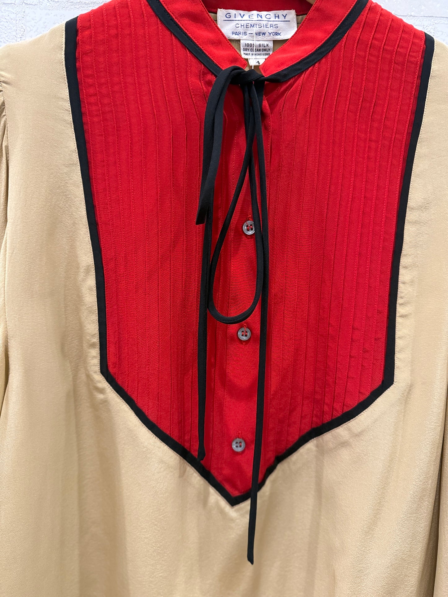 GIVENCHY  Vintage Silk Red& Beige Blouse/ US4-S