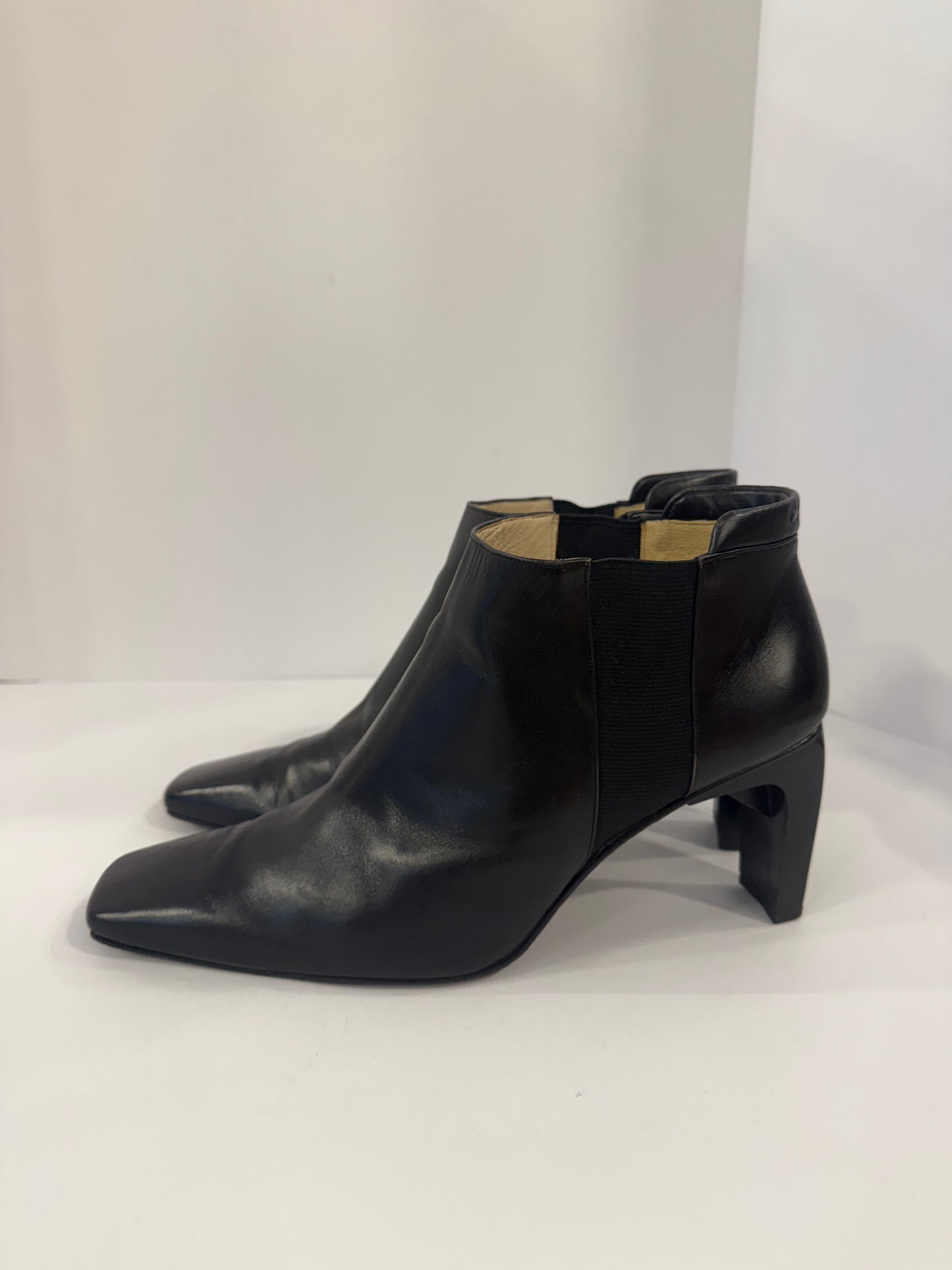 CHANEL Short Boot With Logo On Heels/ US:10-EU:41