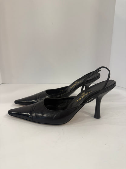 CHANEL Leather Pointed Pump With Heels/ US 7 -EU 37.5