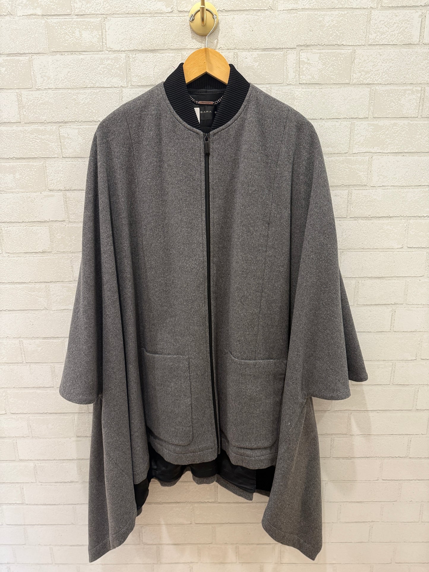 BARBARA BUI Zipped Cape Coat / OS