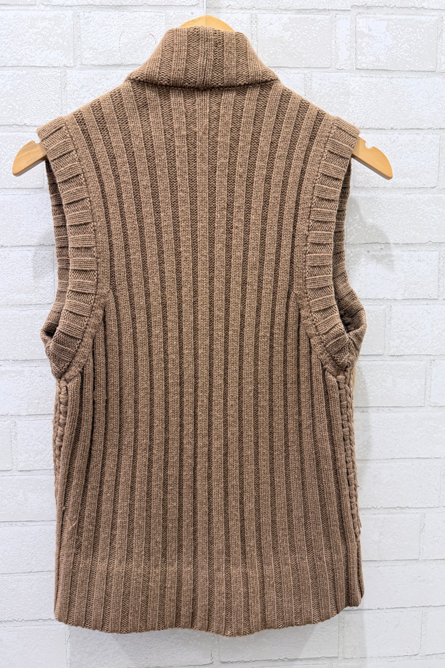 DOLCE & GABBANA Camel Sleeveless Cardigan / S