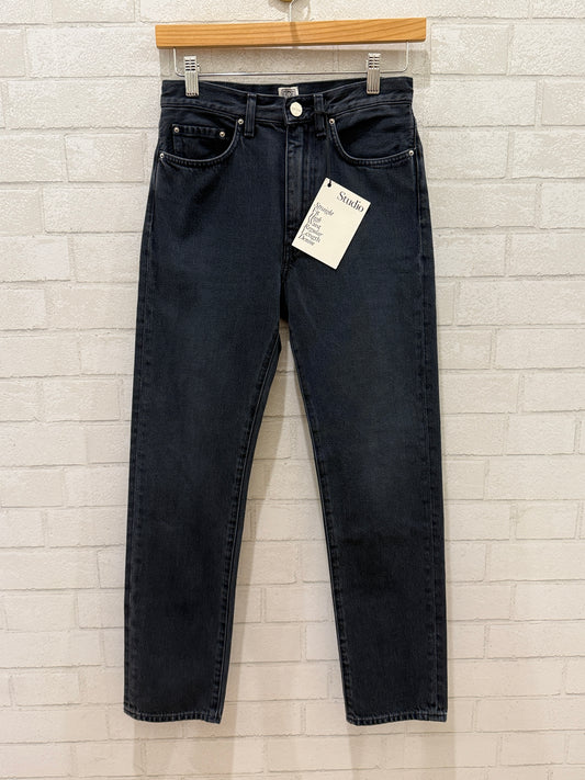 TOTEME  NWT Studio Mid Rise Straight  Leg Jeans/ US24-S