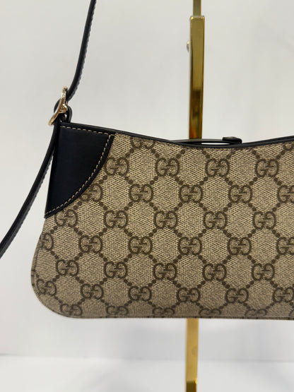 GUCCI GG Mini Bag Beige Emblem w. Black Leather