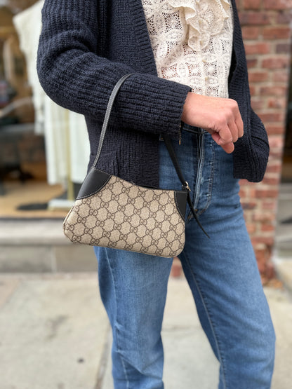 GUCCI GG Mini Bag Beige Emblem w. Black Leather