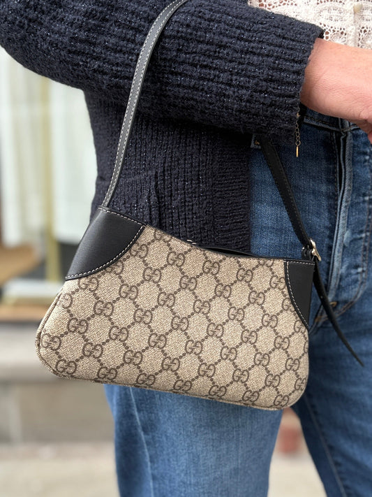 GUCCI GG Logo Mini Bag
