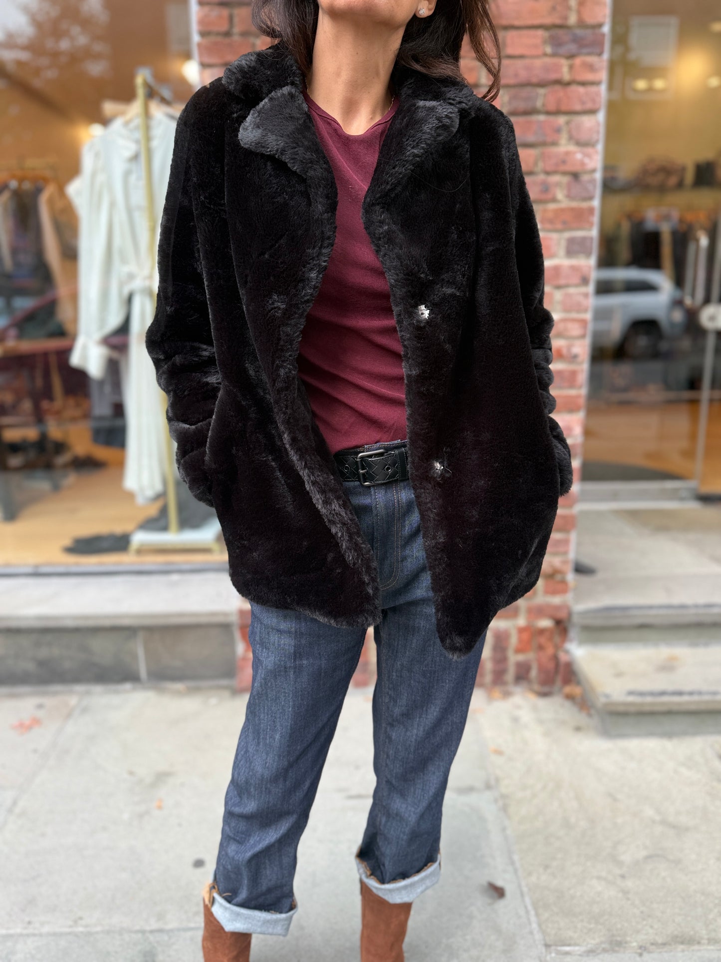 TAHARI Faux Fur Coat / S