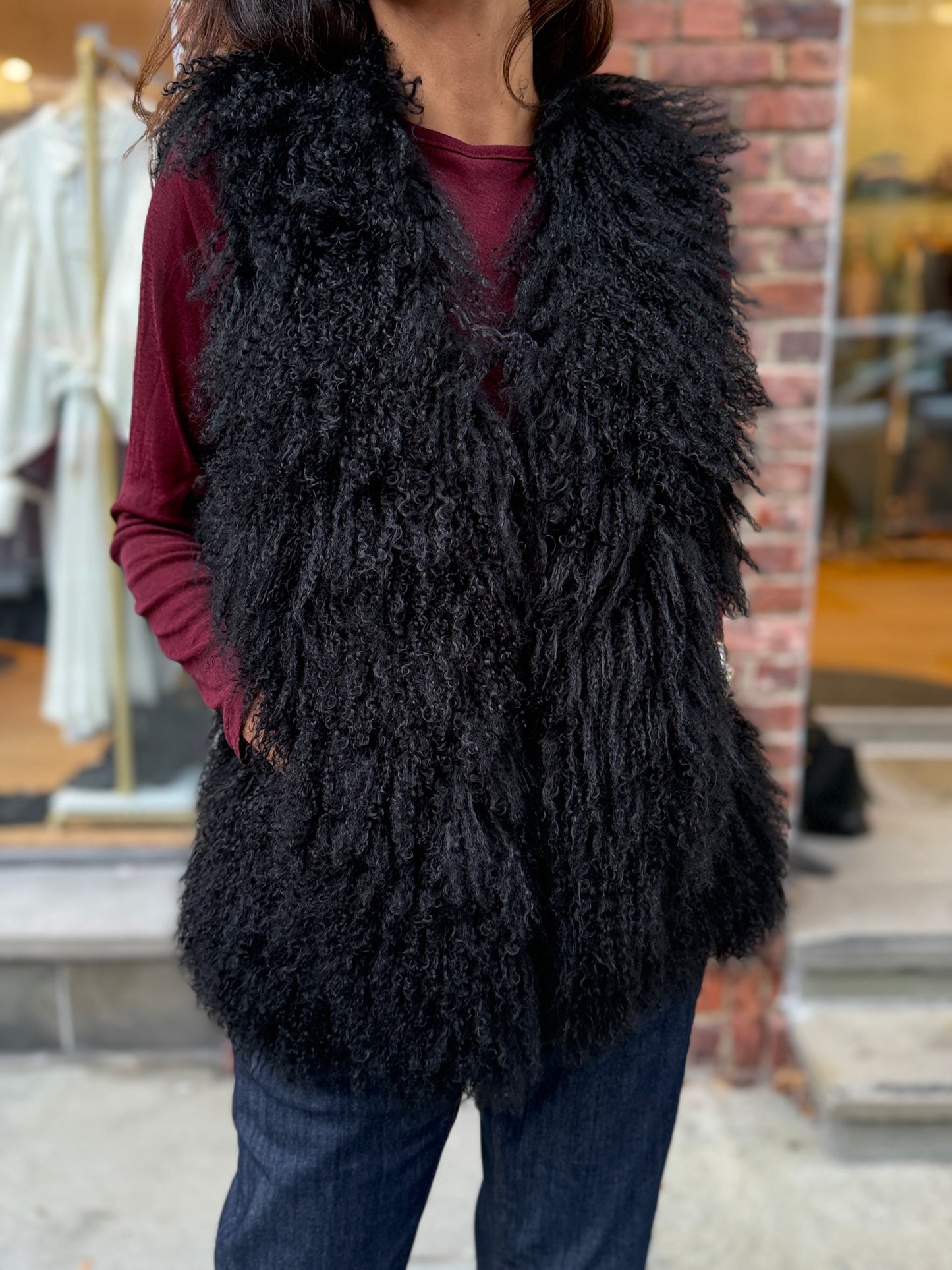 VINCE  Mongolian Fur Leather Vest/L