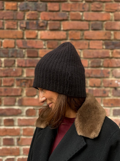 BANANA REPUBLIC Cashmere Hat