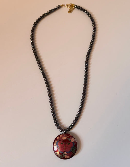 NO BRAND Vintage Butterfly Puffy Cloisonné Pendant Necklace