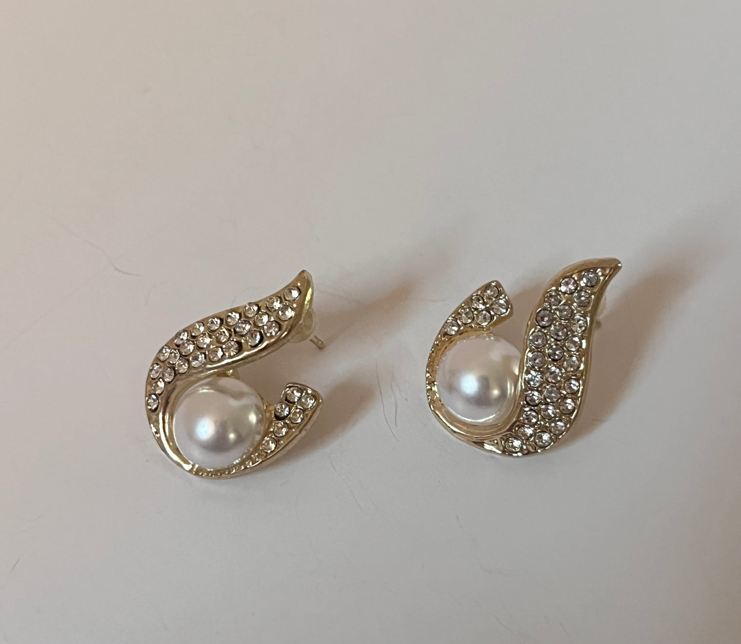 NO BRAND Water Drop Shaped Earrings Faux Pearls Rhinestones