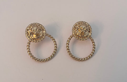 NO BRAND Gold Lion Head Hoops Earrings