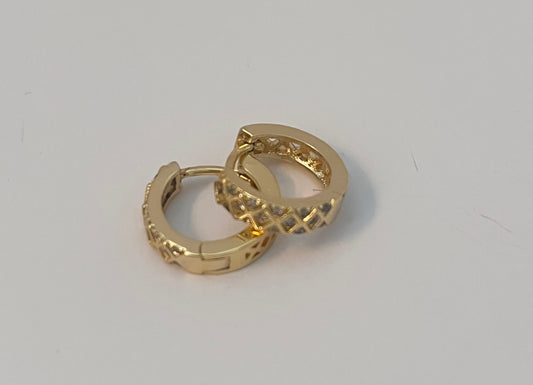 NO BRAND Gold Filigree Basket Hoop Earrings