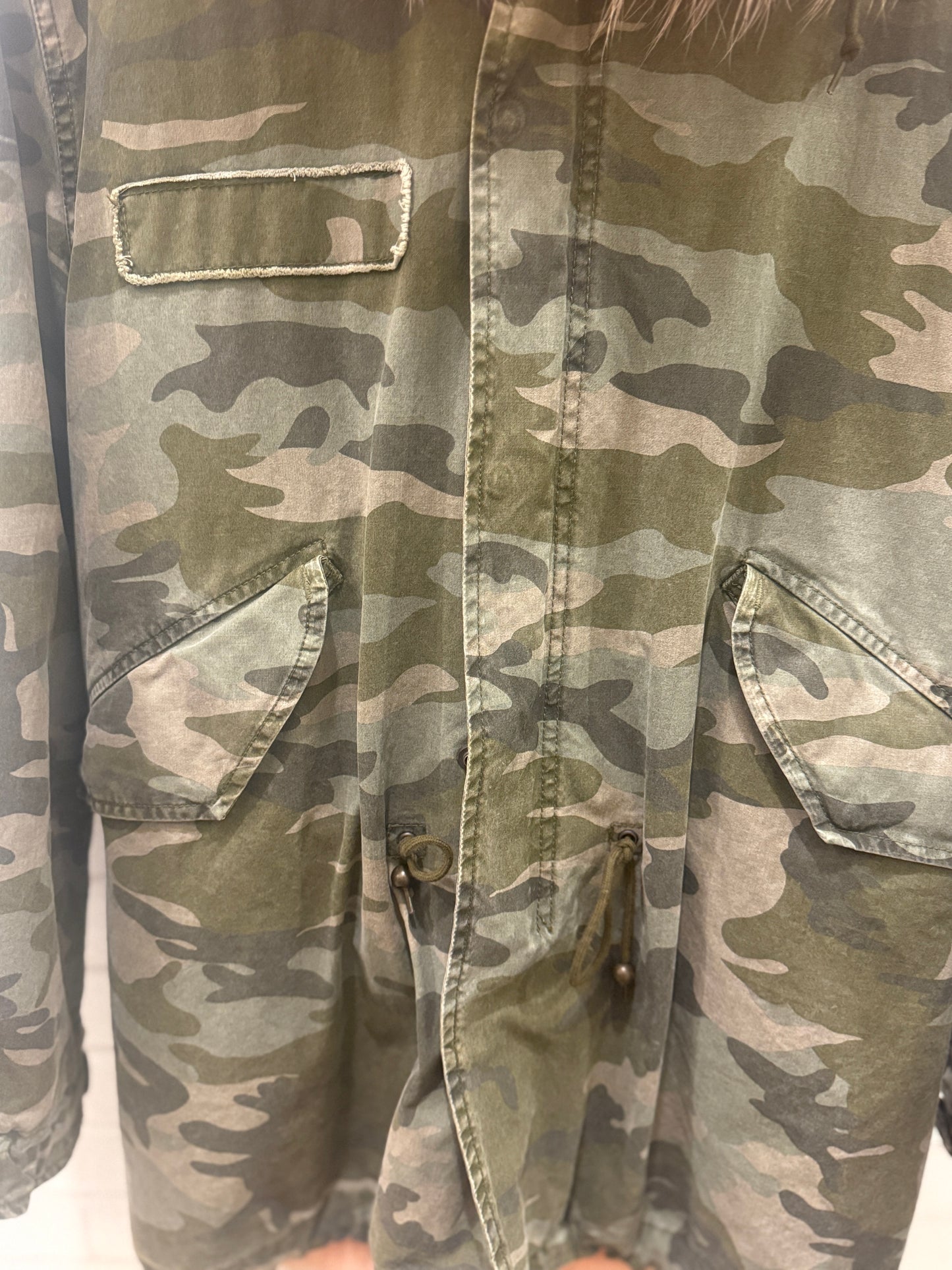 MR&MRS ITALY Camouflage Parka w. Pink Fox Fur Lining / Size M