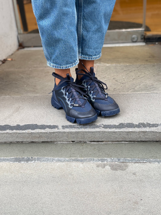 DIOR D-Connect Sneakers in Navy Blue Neoprene — Authentic Pre-Owned | Size EU 37.5 / US 7.5