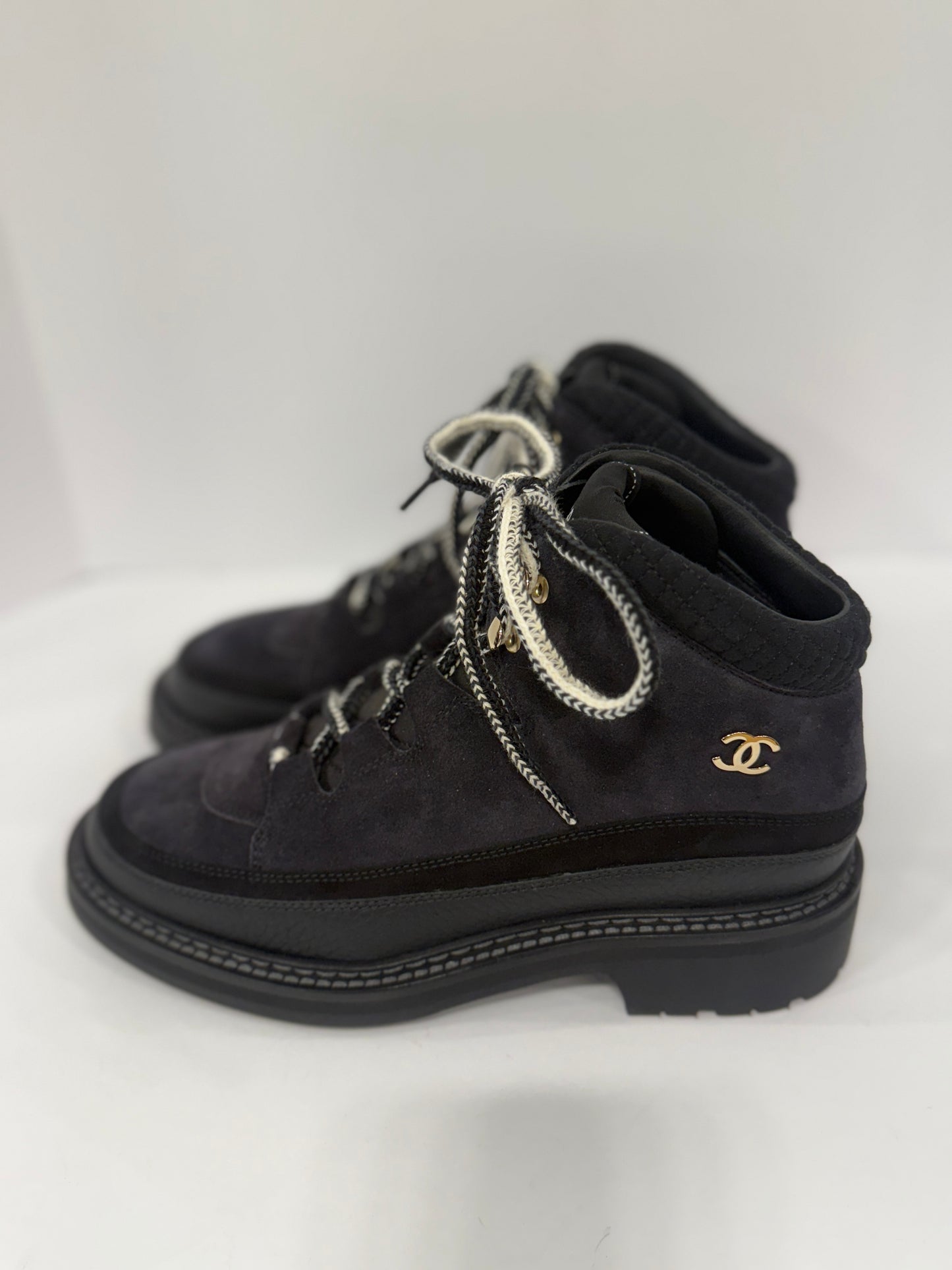 CHANEL NWT Suede & Leather Combat Boots/ US8.5-EU39