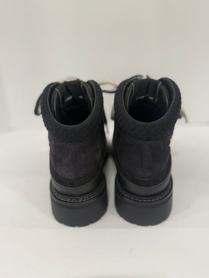 CHANEL NWT Suede & Leather Combat Boots/ US8.5-EU39