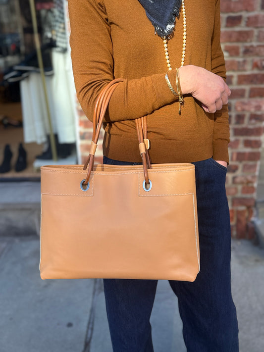 TOD'S NWT Butterscotch Shoulder Bag