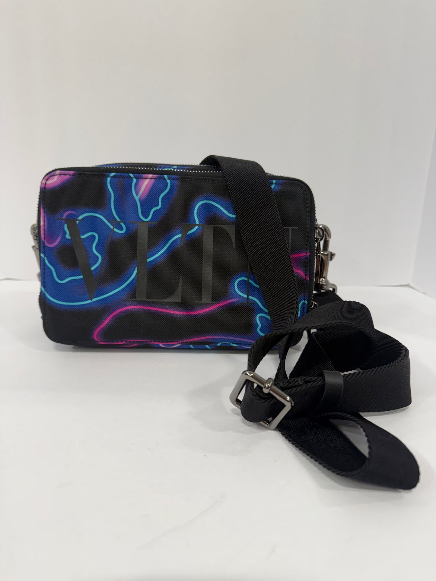 VALENTINO NWT Cross body Printed Bag
