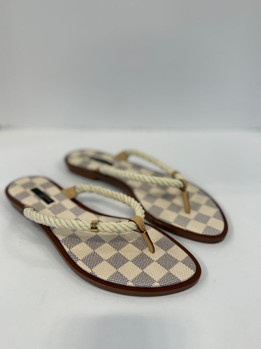 LOUIS VUITTON  Leather Croisette Flat Thong/US8.5-EU39