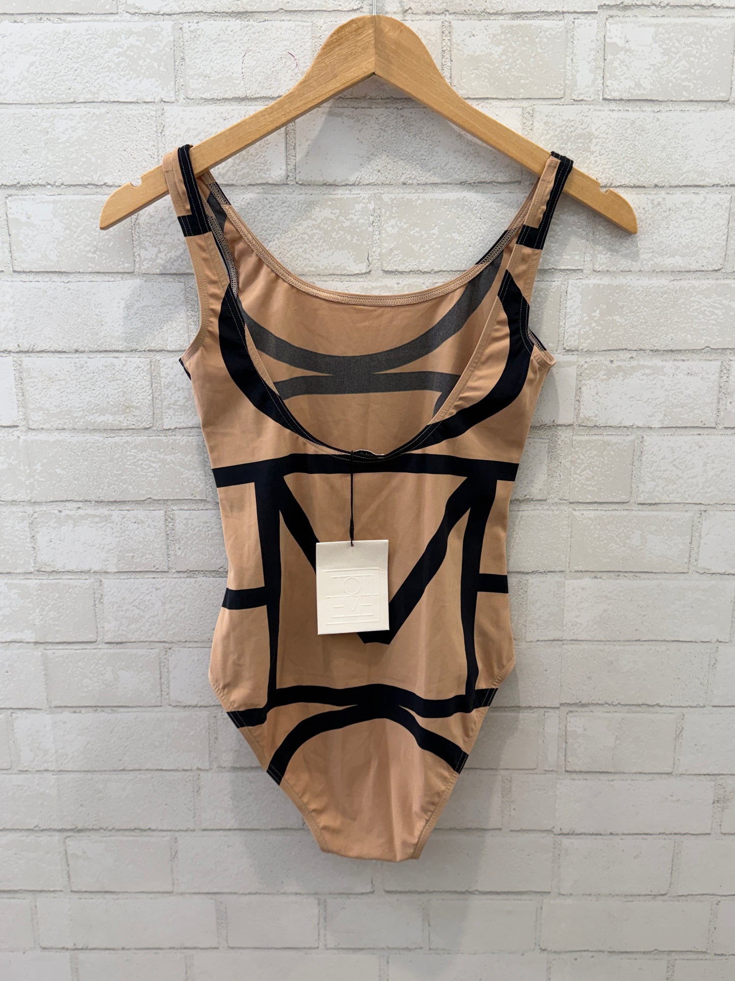 TOTEME NWT Geometric One PIece Swimsuit/XS-EU34