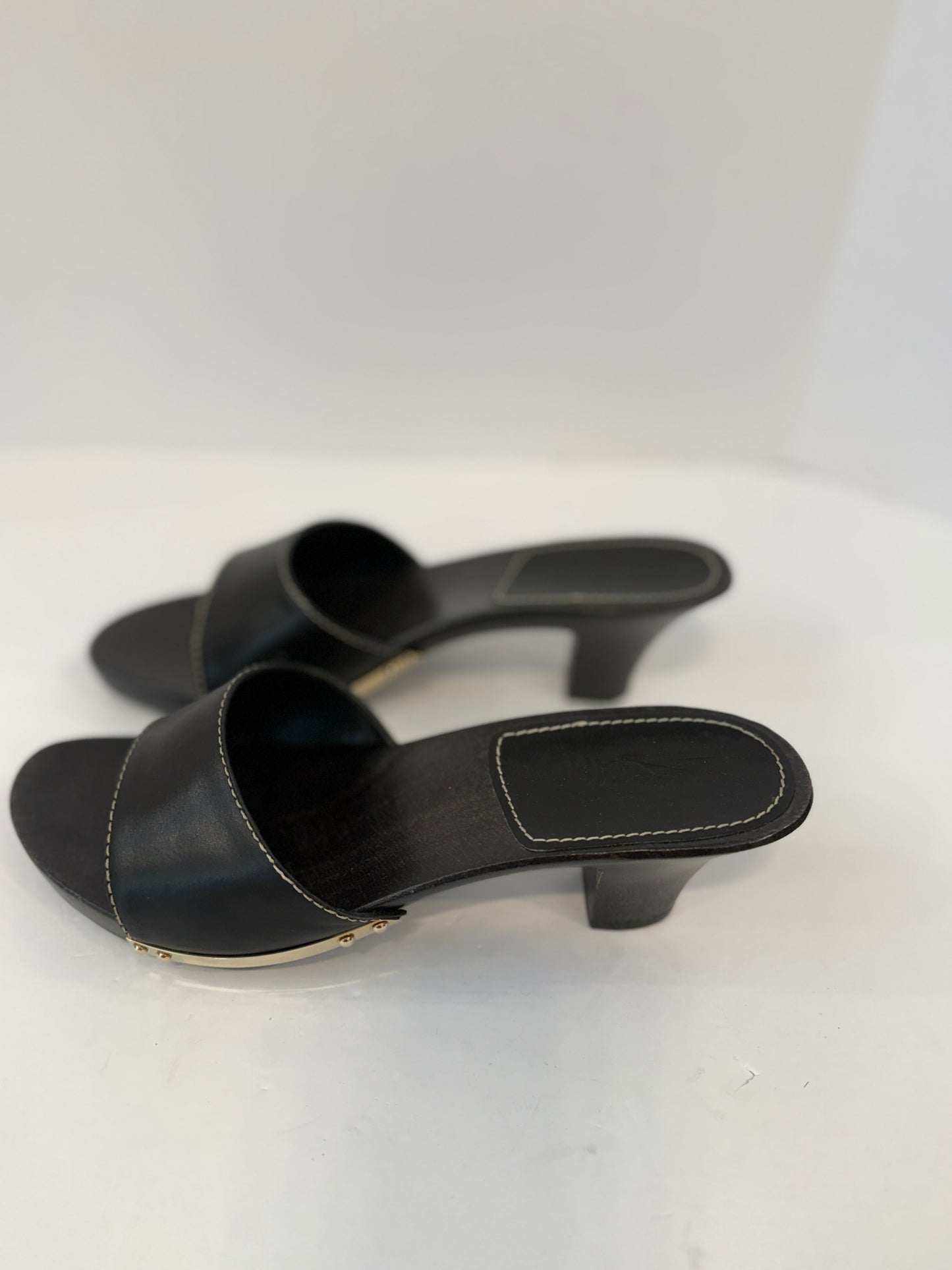 SALVATORE FERRAGAMO Luela Mules / US8.5-EU39