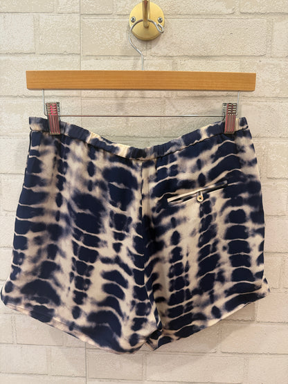 HAUTE HIPPIE Silk Printed Shorts / S