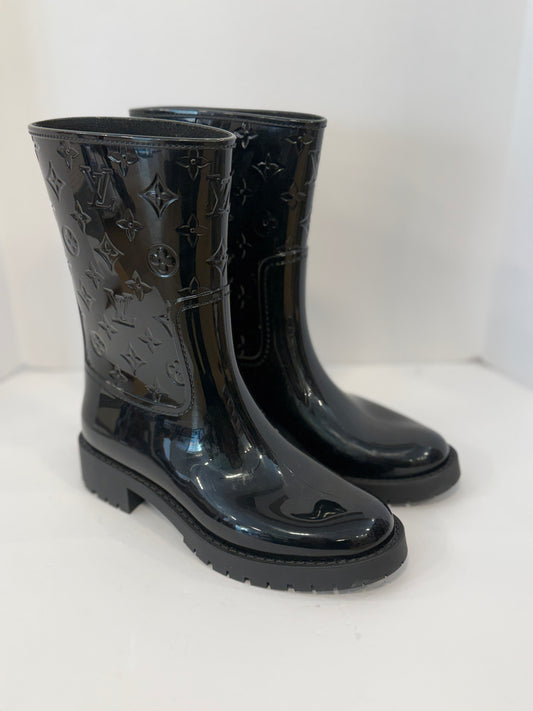 LOUIS VUITTON New Embossed  Monogram Half Rain Boots / US8-EU39