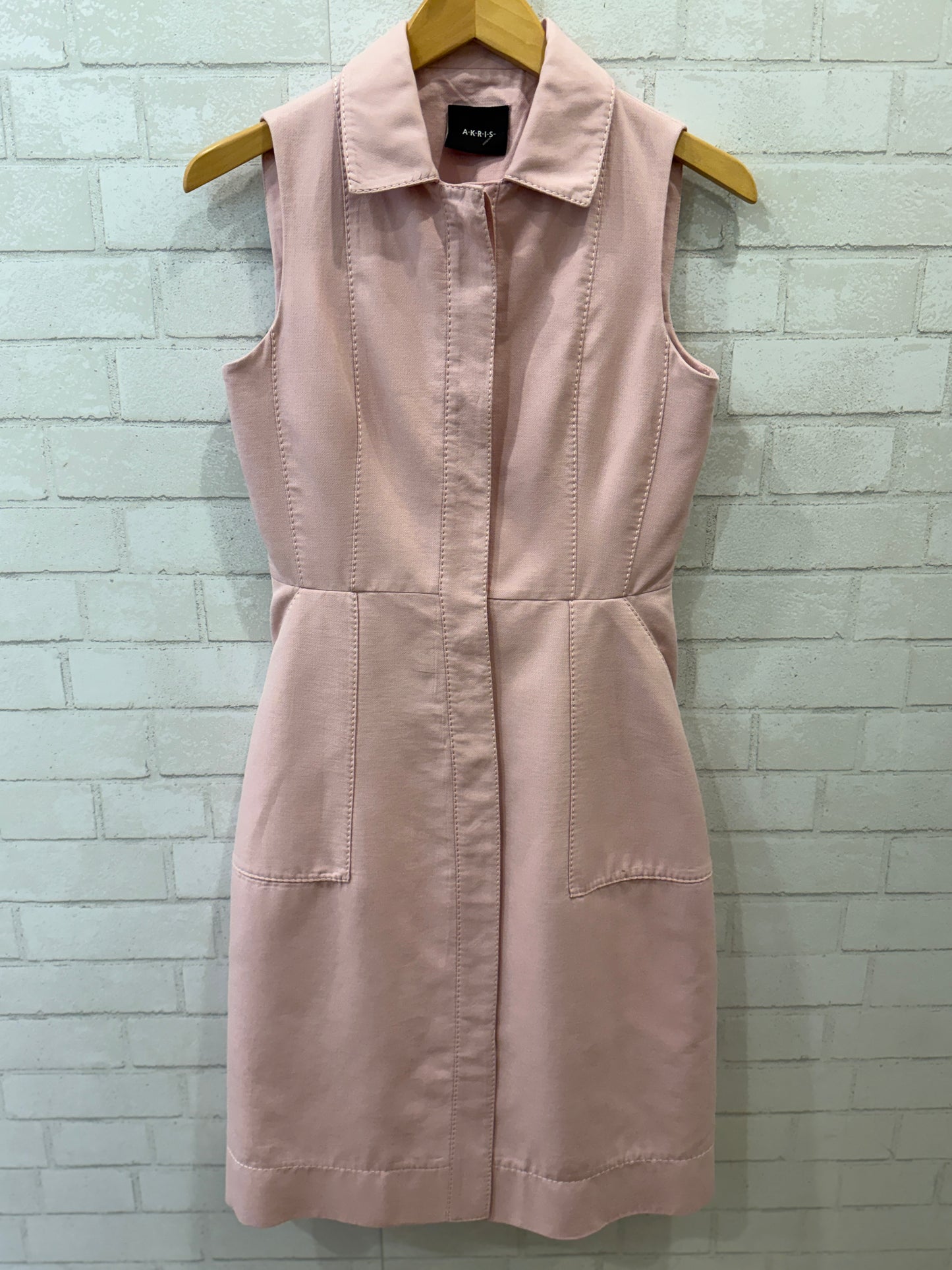 AKRIS Sleeveless Taylored Midi Dress / M-US6