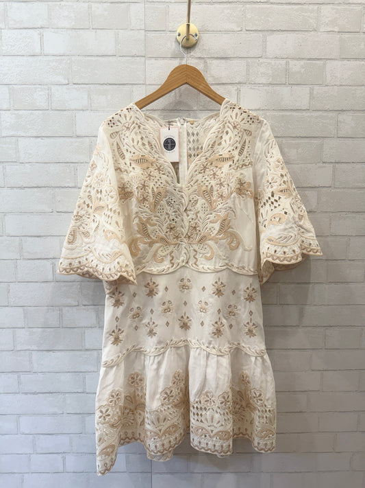 KOBI HALPERIN NWT Embroidered VNeck Midi Dress/L