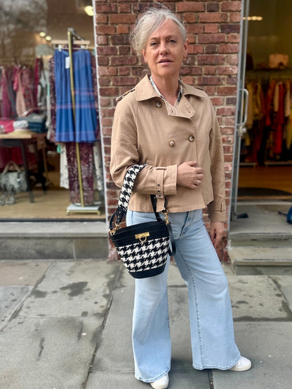 PARISAWANG Madison Bucket Bag