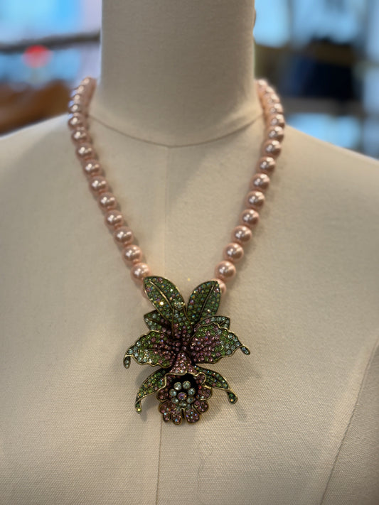 HEIDI DAUS NWT Necklace W Flower