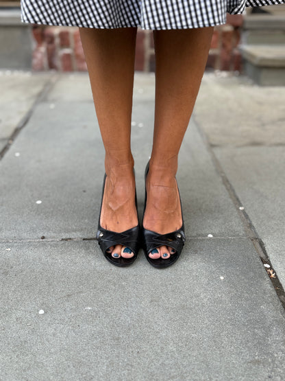STUART WEITZMAN Black Open Toe Pump / 9-EU39.5
