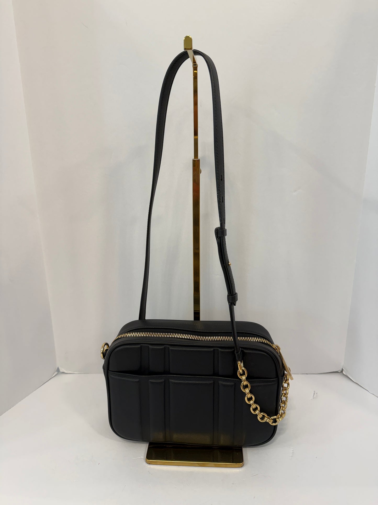 FERRAGAMO Cc Embosse Quilted Leather Crossbody Bag