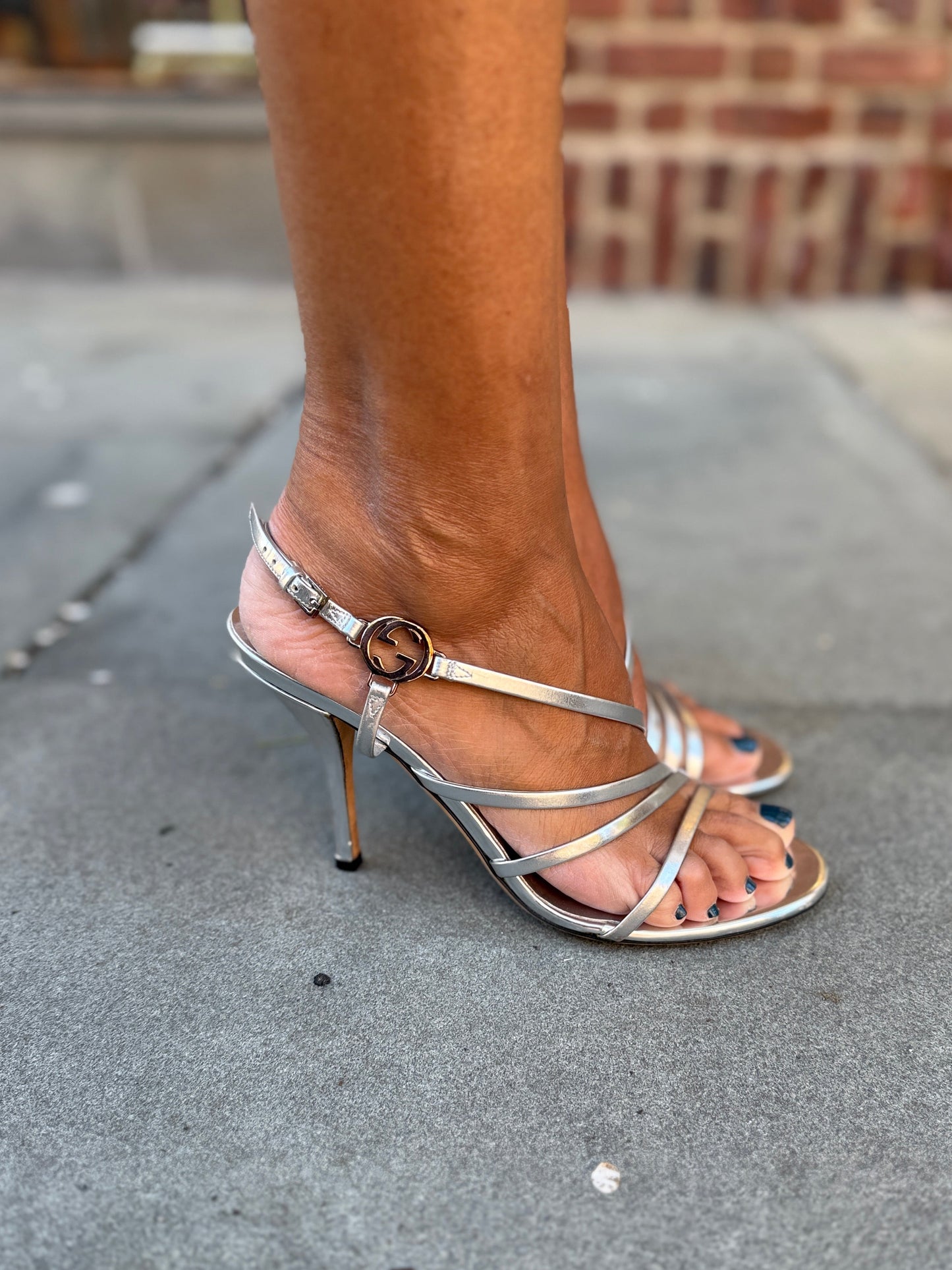 GUCCI Interlocking GG Strappy Stiletto Sandals in Silver Metallic Leather — Authentic Pre-Owned | US8-EU38.5