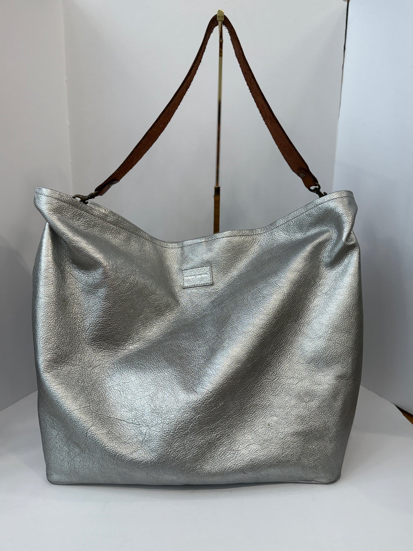 PARKER THATCH Leather Tote Bag