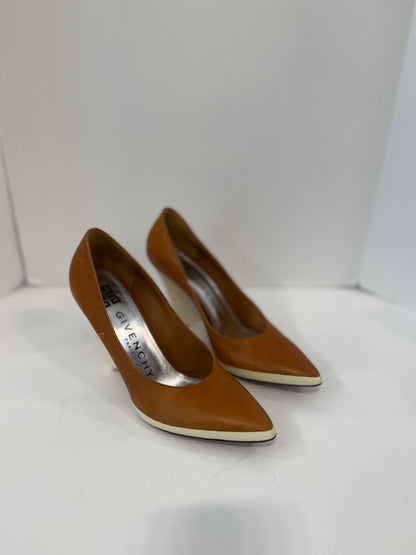 GIVENCHY Leather High Pump/8.5-EU39