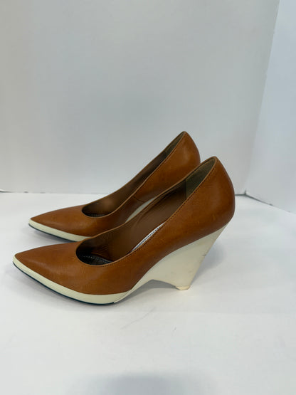 GIVENCHY Leather High Pump/8.5-EU39