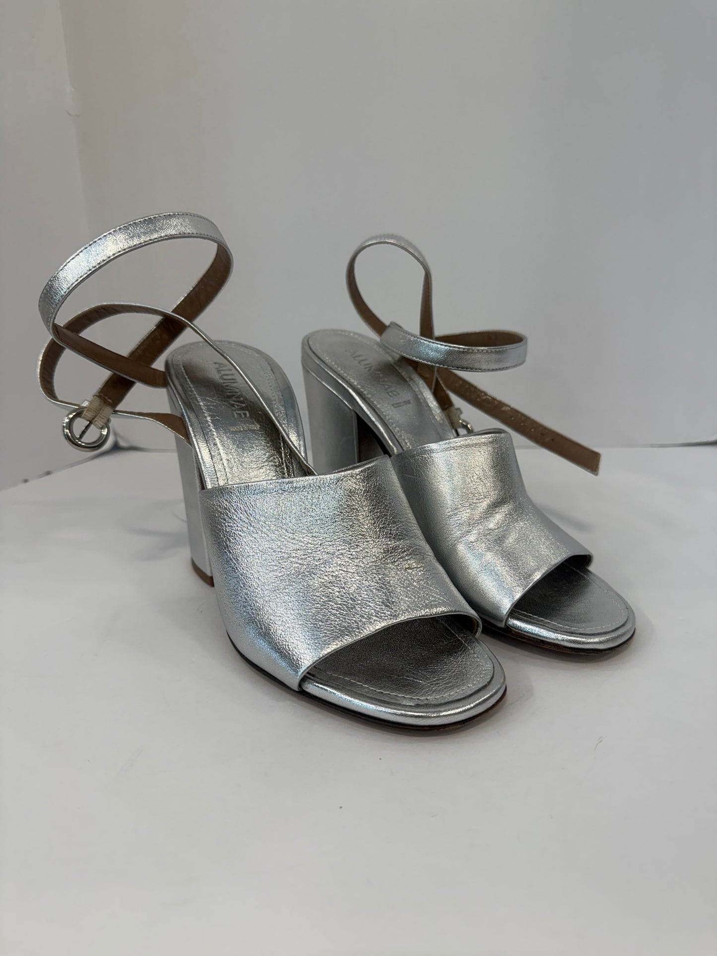 ALUMINAE Block Heels Silver Sandals/US8.5-EU39