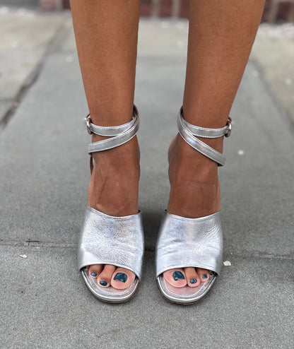 ALUMINAE Block Heels Silver Sandals/US8.5-EU39
