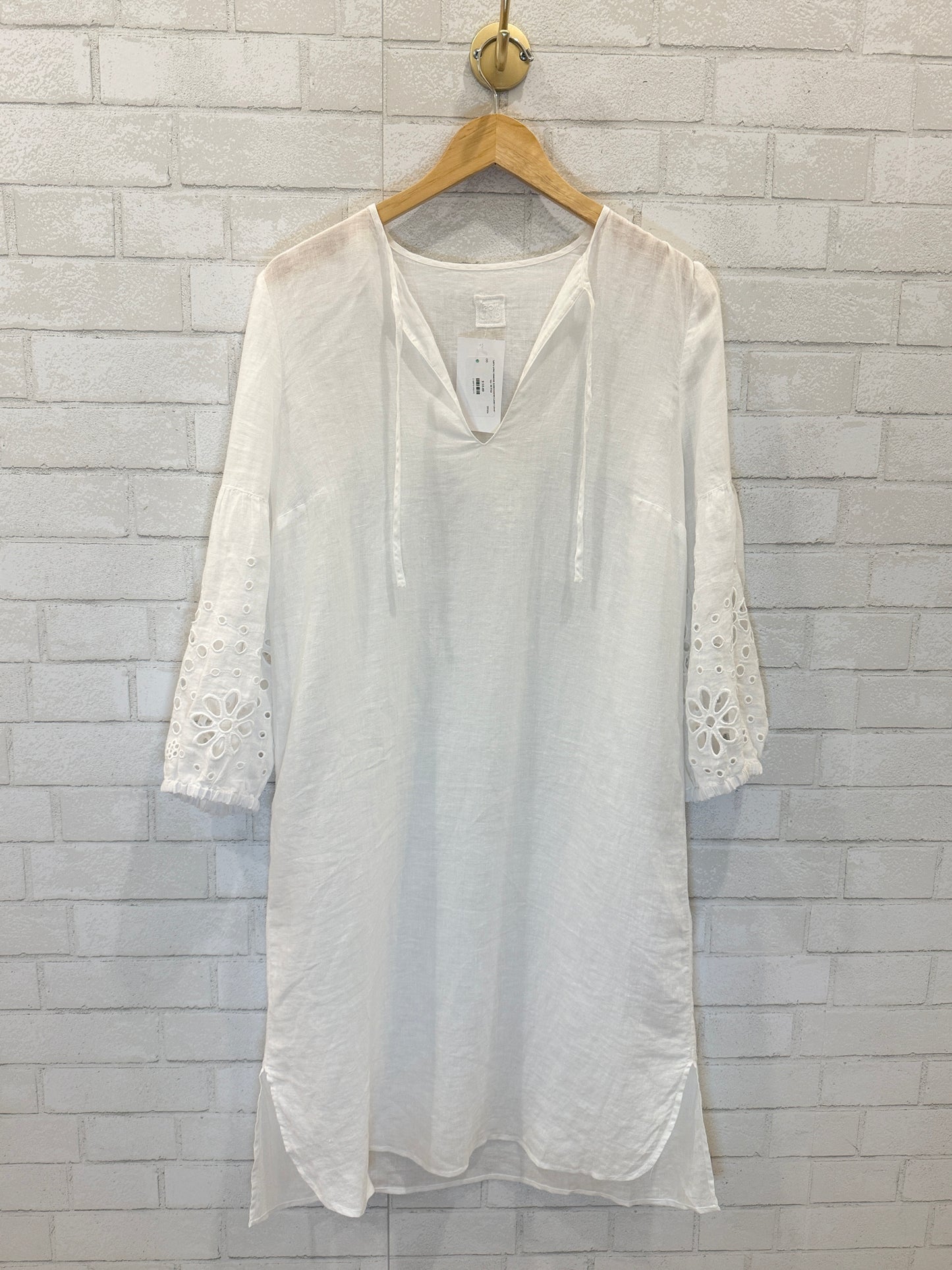 120% LINO Sleeves Embroidered Linen Cover Up / M-IT42