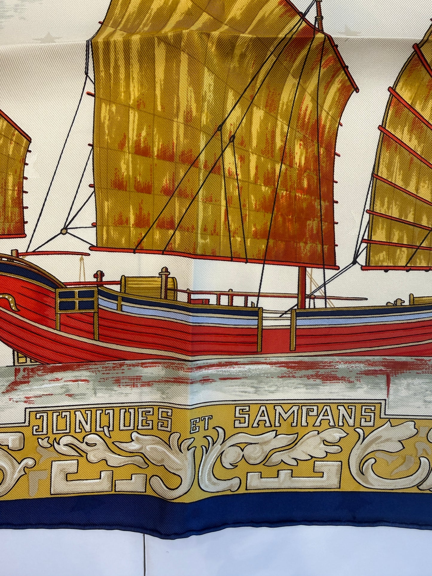 HERMES "JUNQUES ET SAMPANS" Silk Carre 90cm