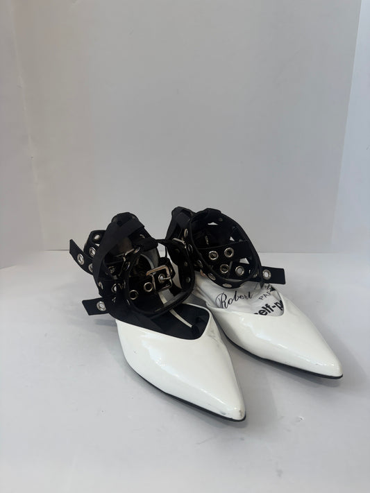 ROBERT CLERGERIE SELF PORTRAIT Patent Leather Susa Kitten Heels/US9.5-EU40