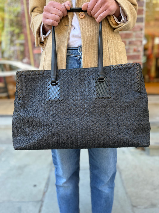 BOTTEGA VENETA Textured Stitched-Leather Tote in Dark Brown — Authentic Pre-Owned | Tomas Maier Era