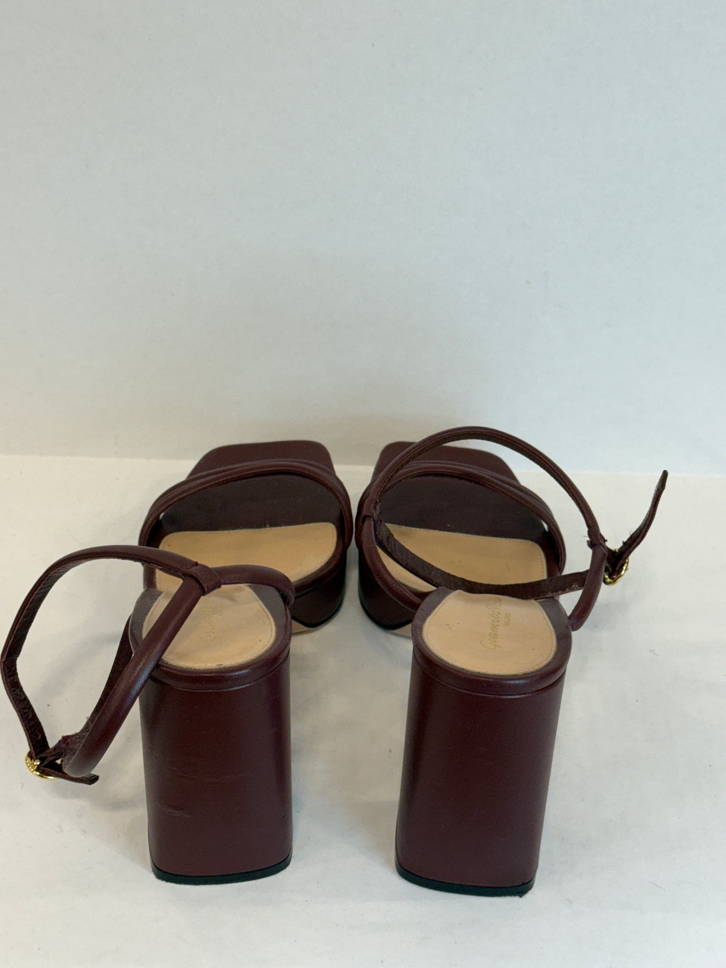 GIANVITTO ROSSI  Leather Lena Block Heel Platform Sandals/ US9.5-EU40